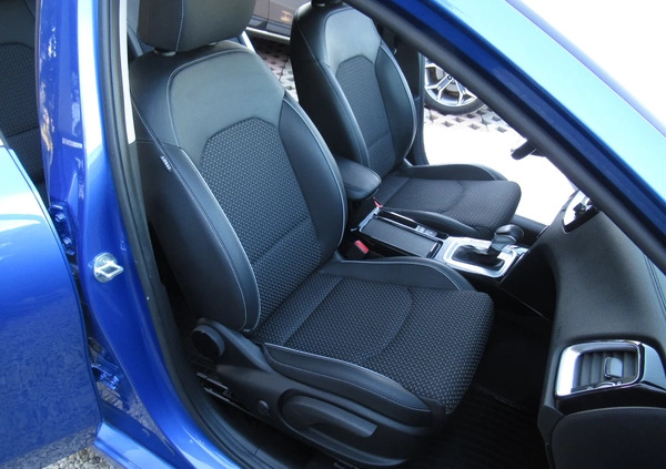 Kia Ceed cena 85890 przebieg: 96860, rok produkcji 2021 z Zakroczym małe 704